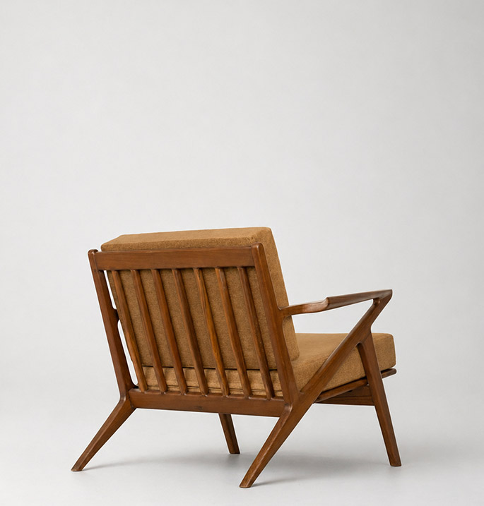 Z Arm Chair view 3